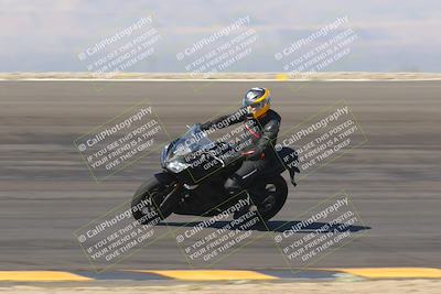 media/Nov-06-2023-Moto Forza (Mon) [[ce023d0744]]/4-Beginner Group/Session 2 (Bowl Tight Speed)/